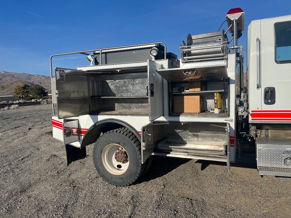 2003 International 7400 - Image 6